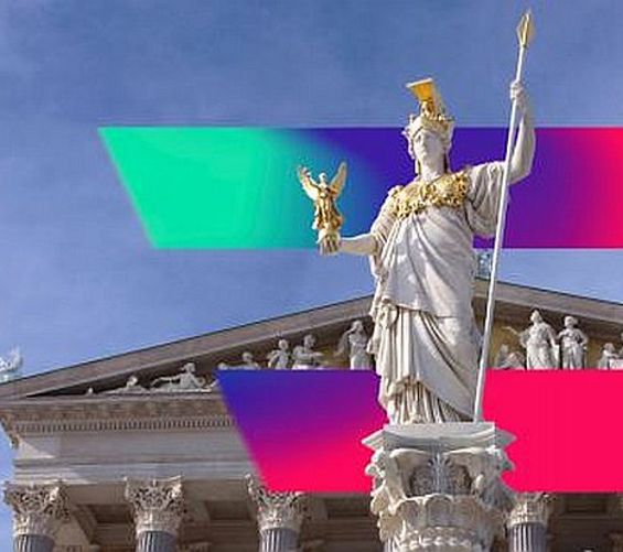 Österreichisches Parlament Vorderansicht Dachgiebel mit Palace Athene und der bunten Fahne von Digital Austria
